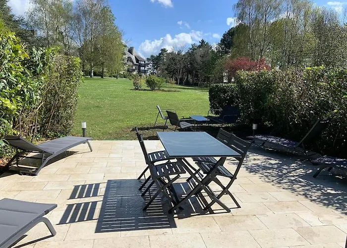 Manoirs Du Golf Domaine Prive 3 Holiday home Tourgeville